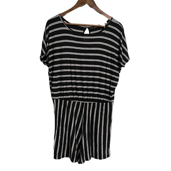 See You Monday Womens NWT Black White Striped Keyhole Back Stretch Romper XL - Picture 1 of 7